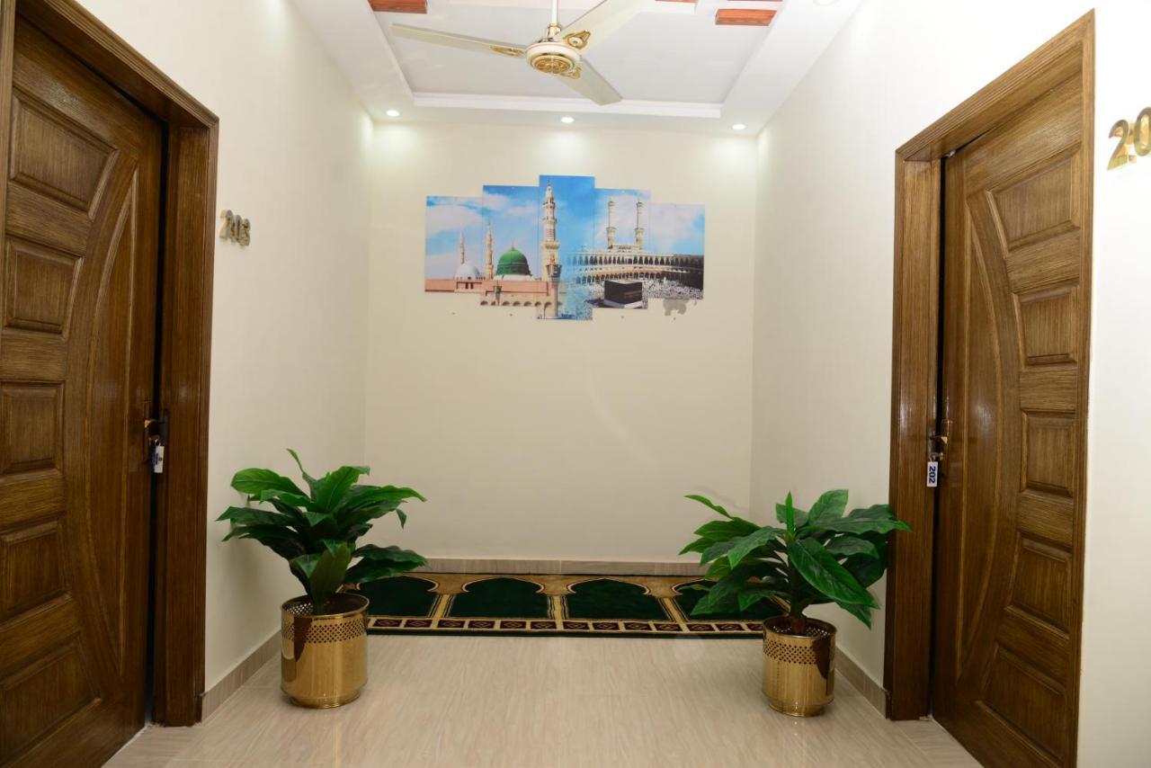 Hotel Deluxe Lahaur Zewnętrze zdjęcie